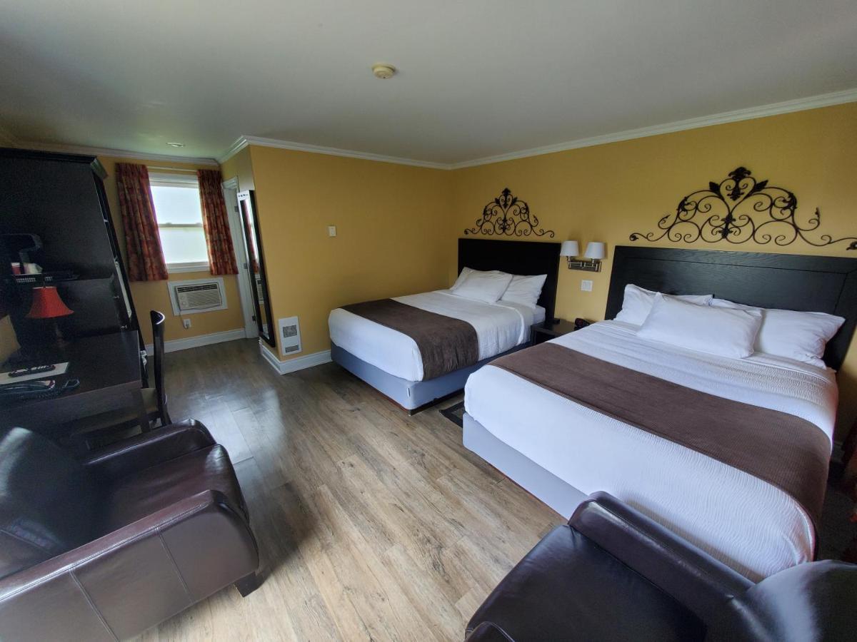 Sunny Isle Motel Summerside Bagian luar foto