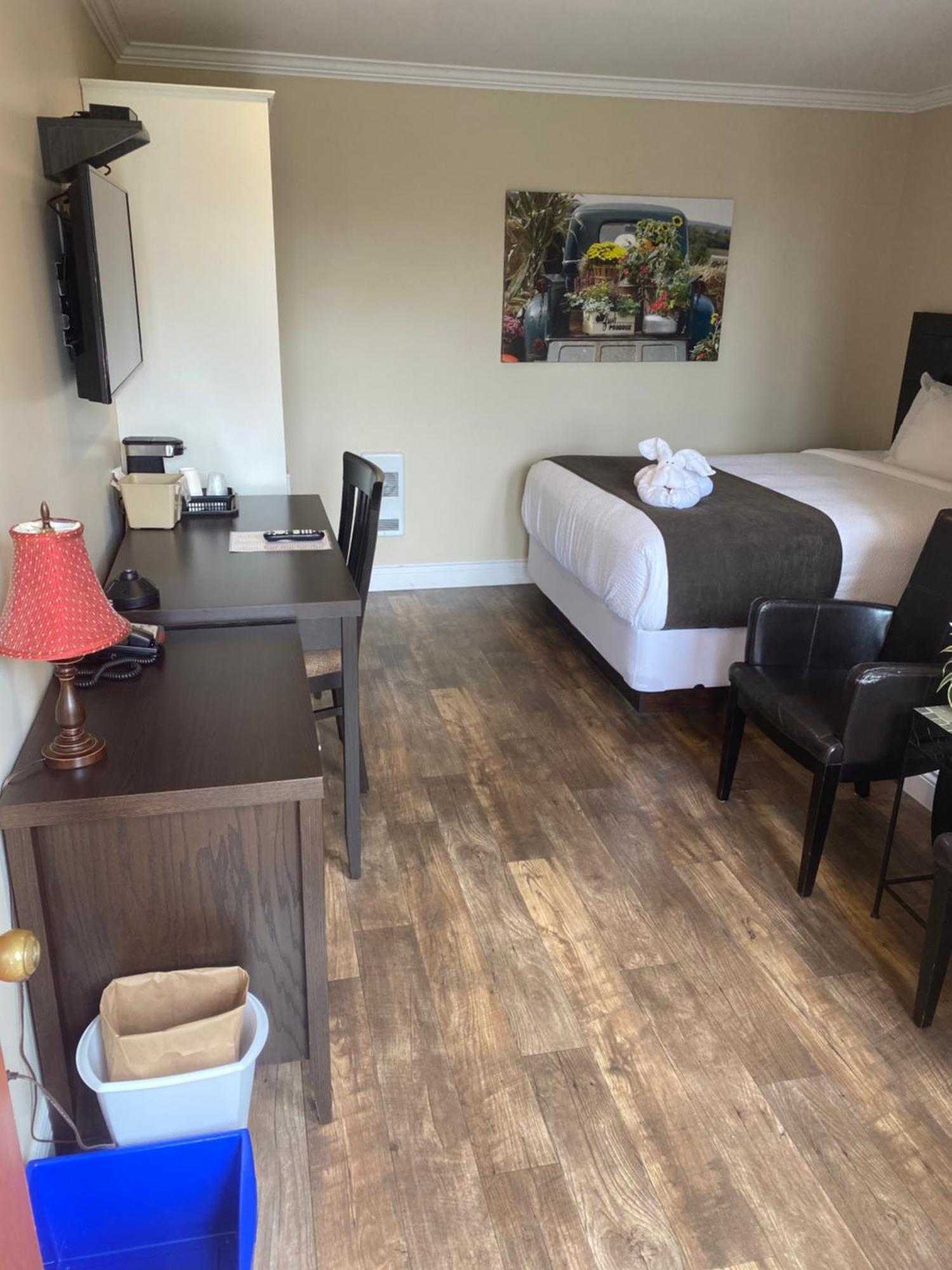 Sunny Isle Motel Summerside Bagian luar foto