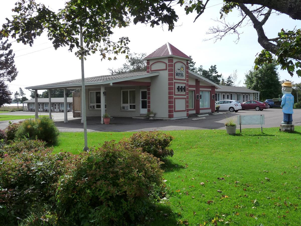 Sunny Isle Motel Summerside Bagian luar foto
