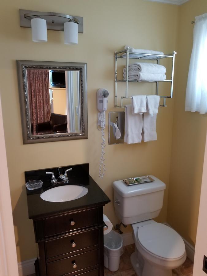 Sunny Isle Motel Summerside Bagian luar foto